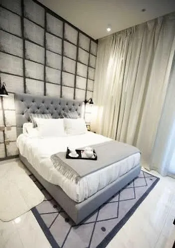 Millennium Atria Business Bay Apart otel Dubai