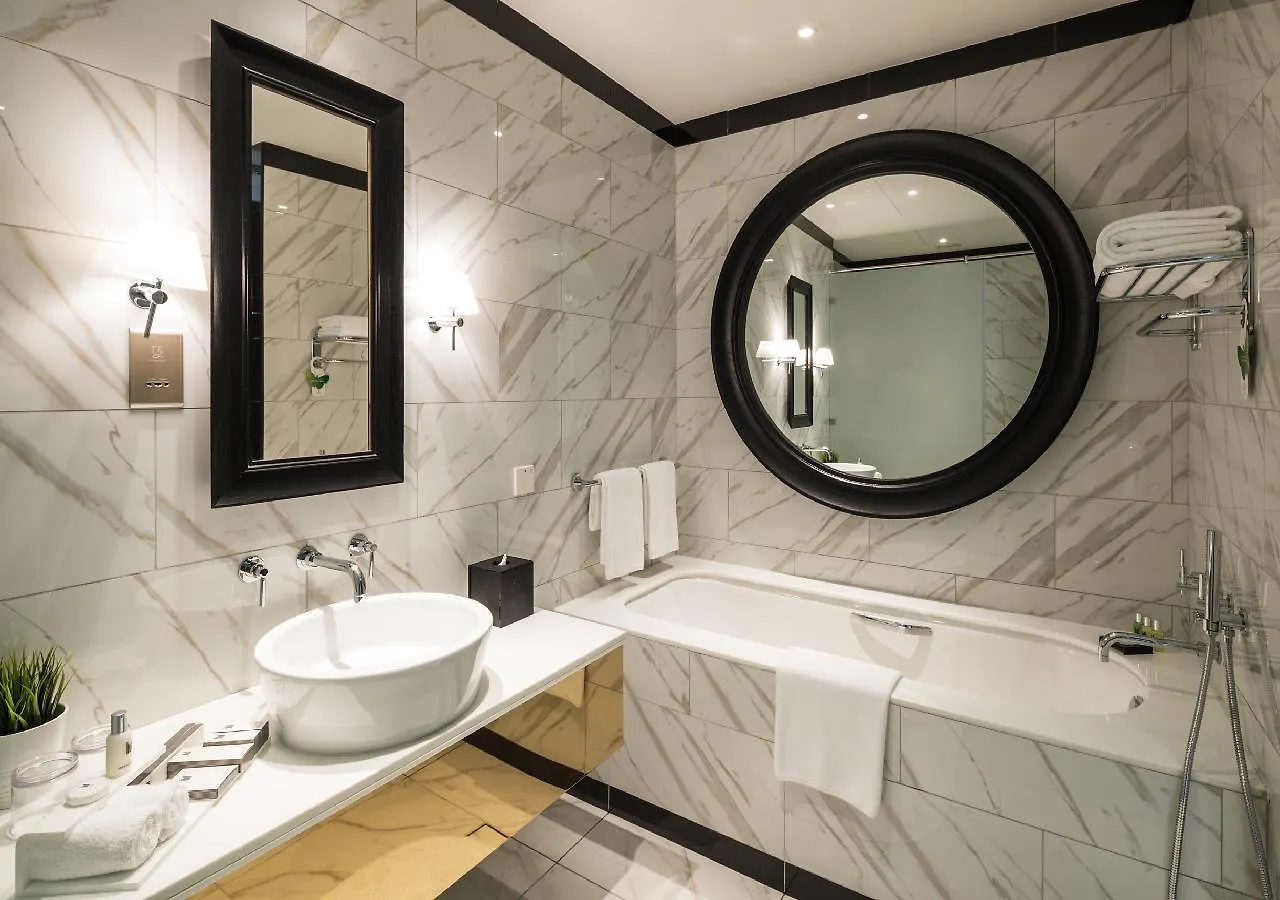 Millennium Atria Business Bay Apart otel Dubai