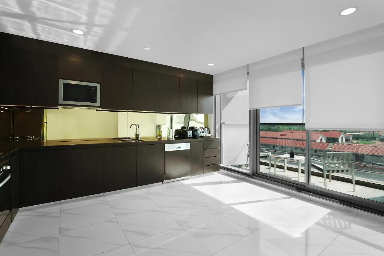 Millennium Atria Business Bay Aparthotel Dubai